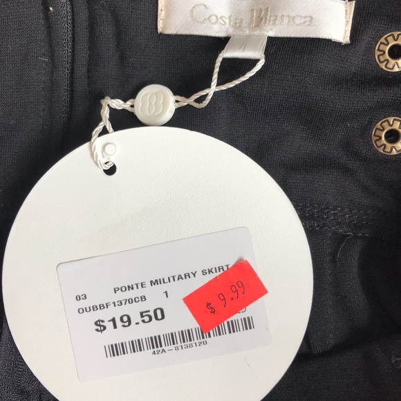 Black skirt - Picture 3 of 3